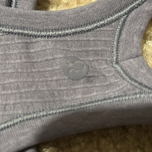 Lululemon sports padded bra top - Picture 4 of 9